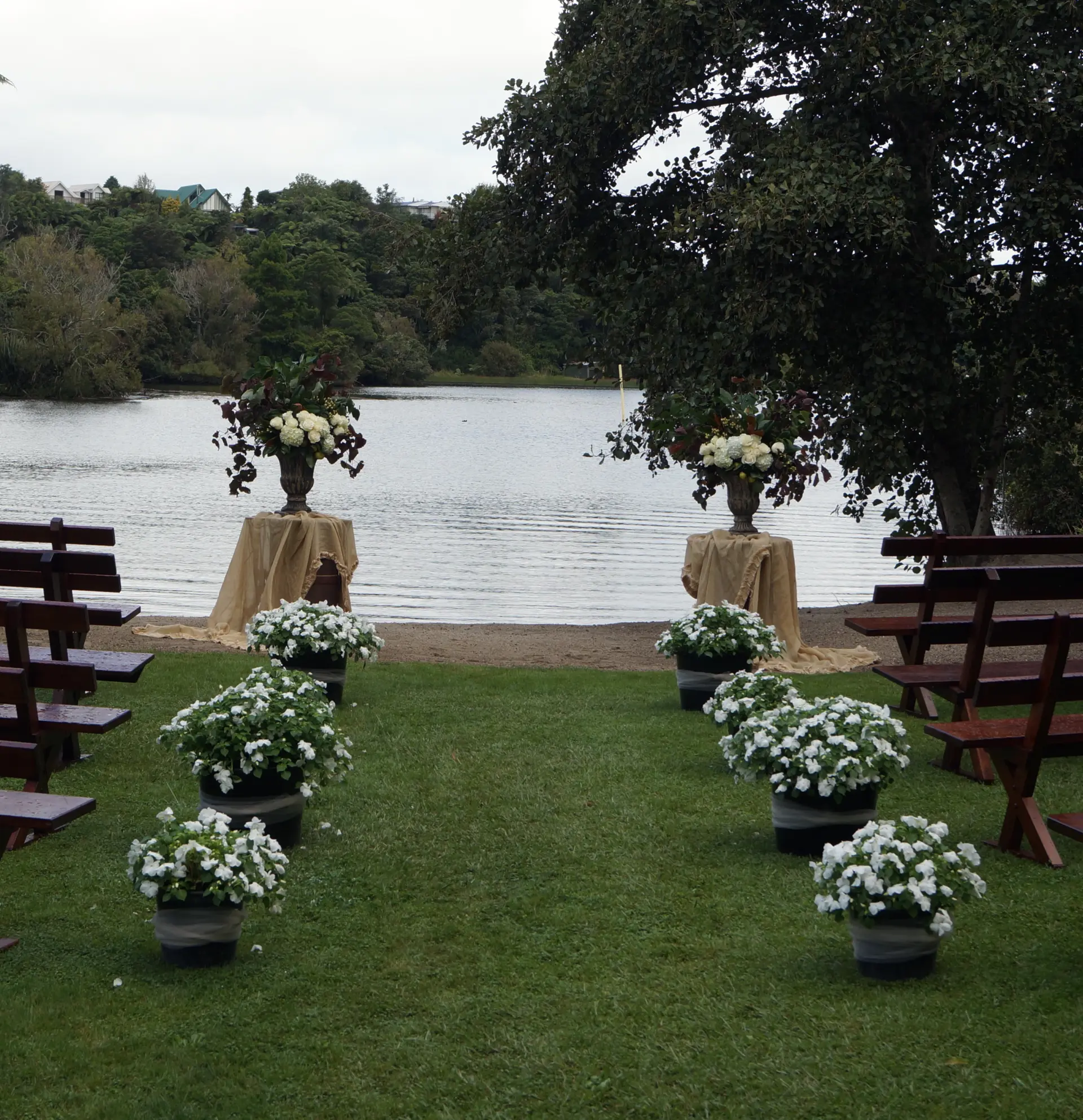Ceremony Location bg